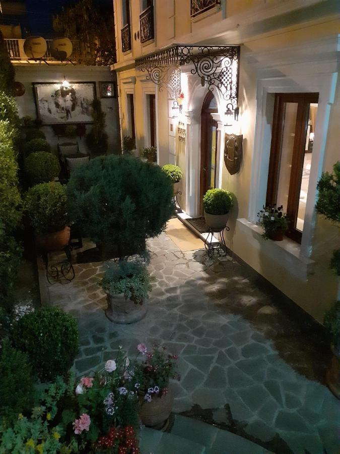 Hotel Guri Elbasan Exteriör bild