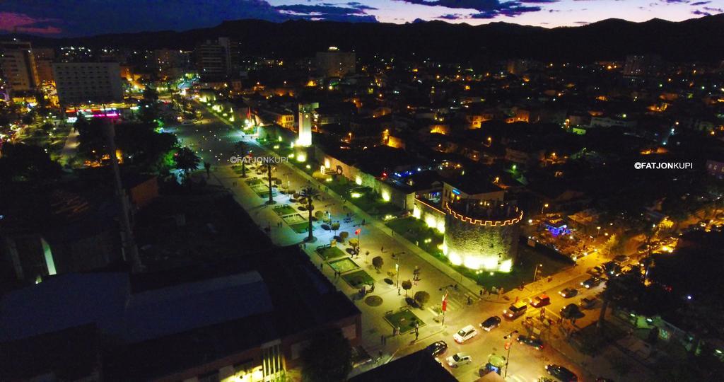 Hotel Guri Elbasan Exteriör bild